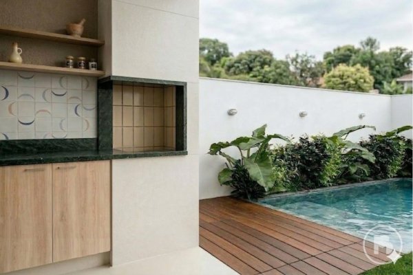 Casa com 3 quartos à venda em Itaipuaçu, 240 m² por R$ 599.000