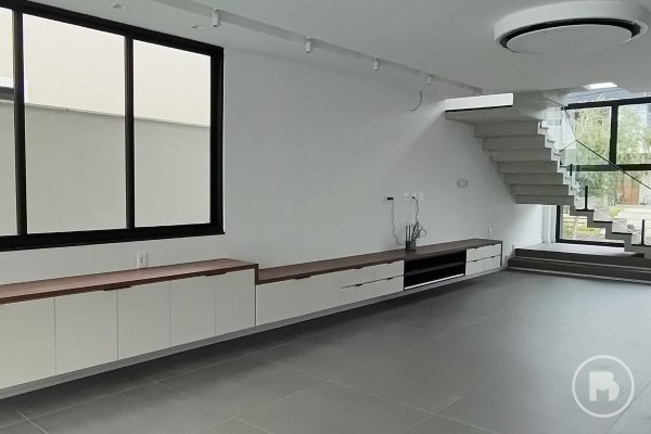Casa de Alto Padrão com 3 quartos no Alphaville por R$ 2.400.000,00