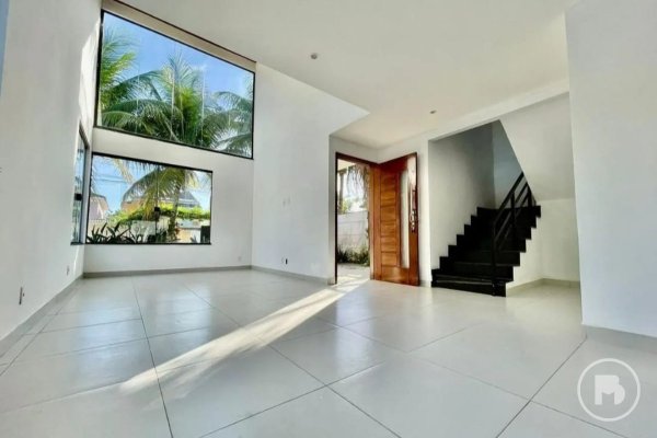 Casa com 4 quartos à venda em Itacoatiara, 180 m² por R$ 1.300.000