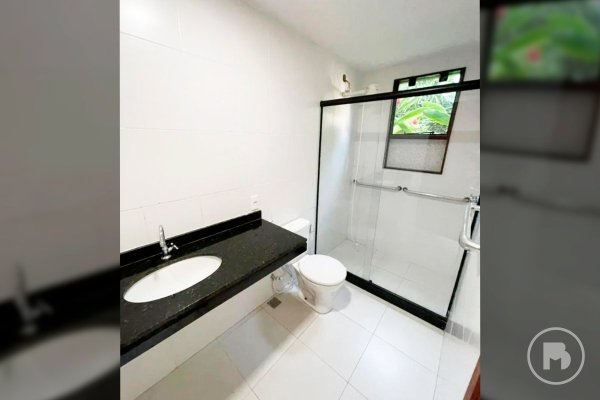 Casa com 4 quartos à venda em Itacoatiara, 180 m² por R$ 1.300.000
