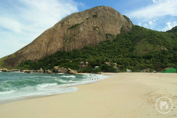 Casa com 2 dormitórios à venda, 80 m² por R$ 380.000,00 - Barroco (Itaipuaçu) - Maricá/RJ
